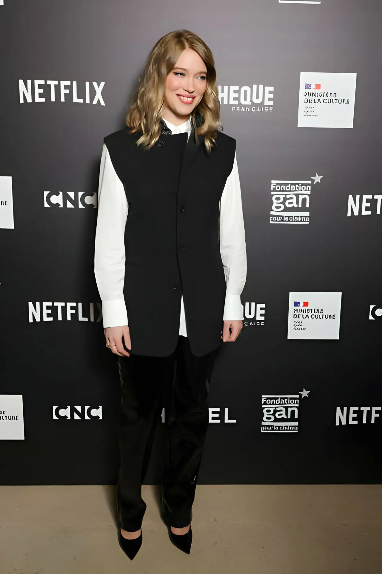 Lea Seydoux Photoshoot at La Bete Premiere in Paris